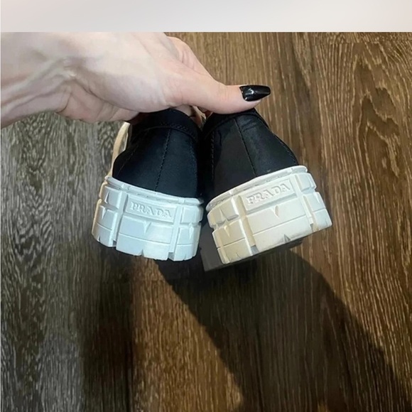 PRADA platform sneaker - Picture 5 of 6